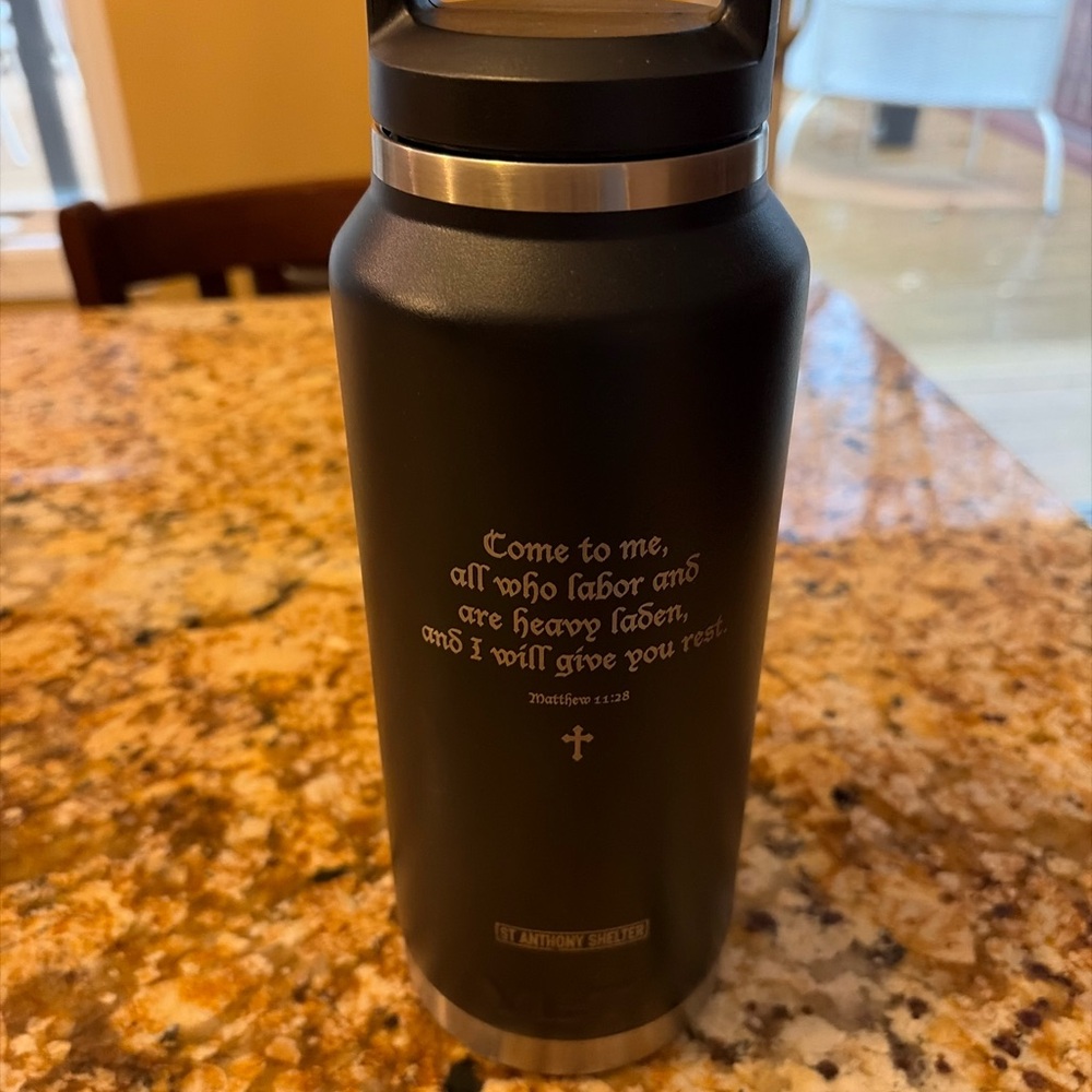 Black Stainless Steel Insulated Water Bottle